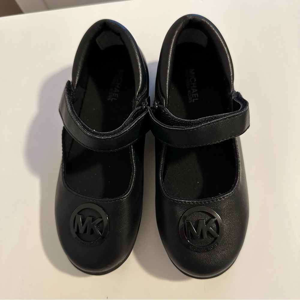 Michael Kors girl moccasins